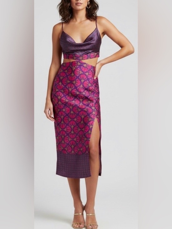 House of Harlow 1960 Dresses & Skirts - House of Harlow satin maxi dress w/ cutouts. Open back, slit. Purple, fuchsia. L